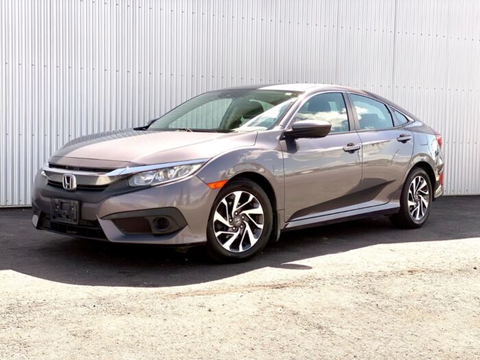 2018 Honda Civic Sedan SE SE CVT Sedan - Image 2