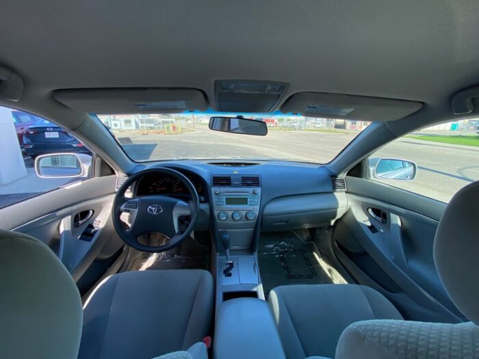 2007 Toyota Camry LE 4dr Sdn I4 Auto LE - Image 4