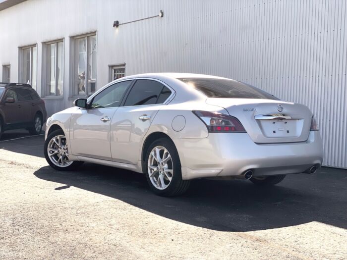 2014 Nissan Maxima 3.5 SV 4dr Sdn CVT 3.5 SV - Image 3