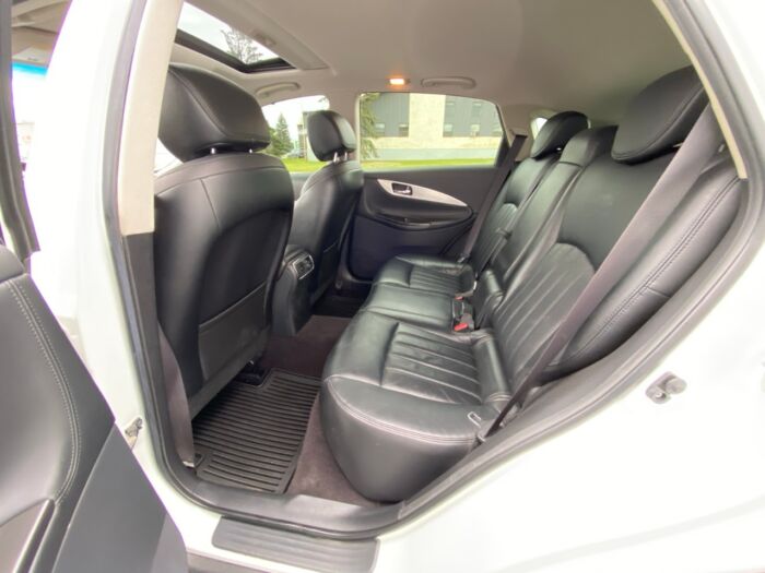 2017 INFINITI QX50 Essential AWD LEATHER - SUNROOF - BACKUP CAMERA - Image 7