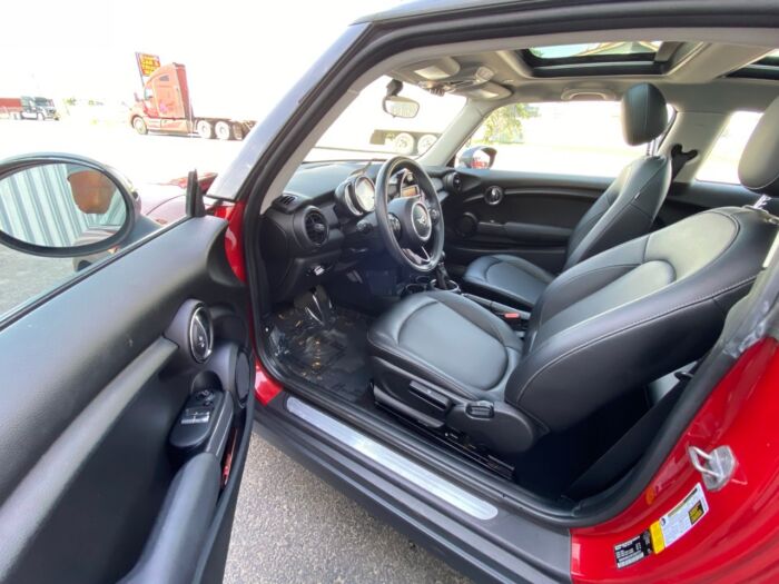 2015 MINI Cooper Hardtop - LEATHER - SUNROOF - HEATED SEATS - Image 6