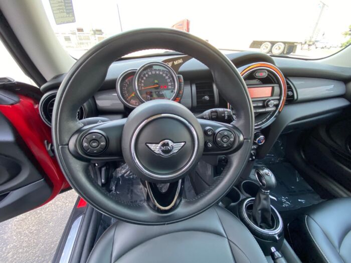 2015 MINI Cooper Hardtop - LEATHER - SUNROOF - HEATED SEATS - Image 7