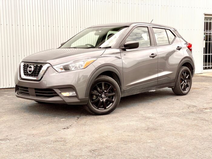 USED 2020 Nissan Kicks S S w/ BACKUP CAMERA Calgary AB T2G 4P2