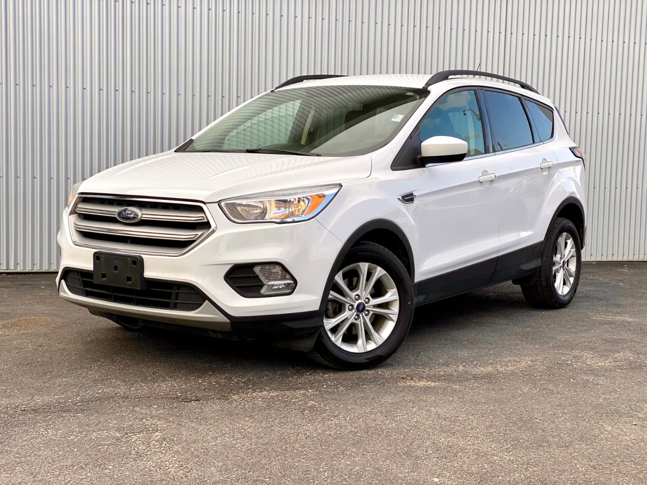 USED 2018 Ford Escape SE SE w/ BACKUP CAMERA / HEATED FRONT SEATS Calgary AB T2G 4P2