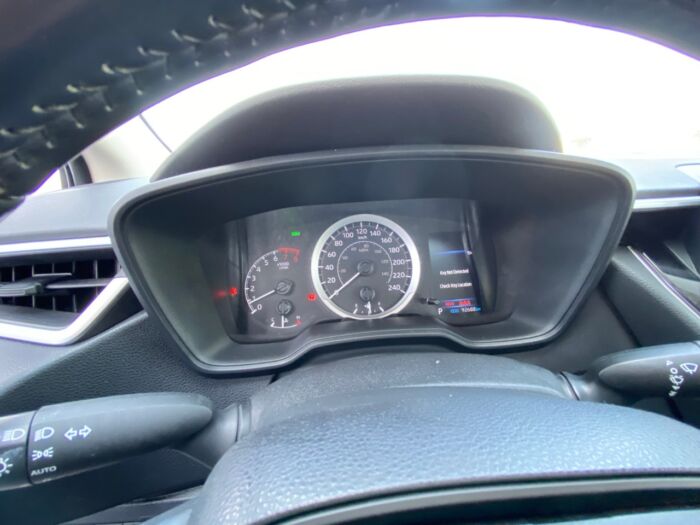 2020 Toyota Corolla LE LE CVT - Image 8