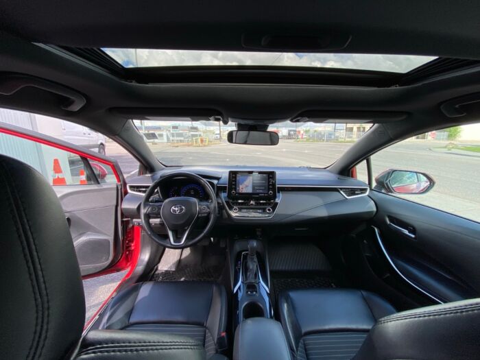 2020 Toyota Corolla XSE XSE CVT - LANE ASSIST - BACKUP CAMERA - SUNROOF - Image 4