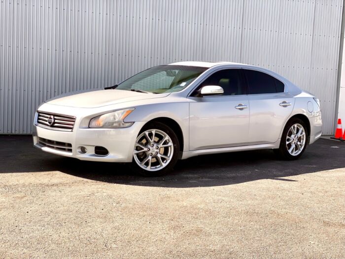2014 Nissan Maxima 3.5 SV 4dr Sdn CVT 3.5 SV - Image 2