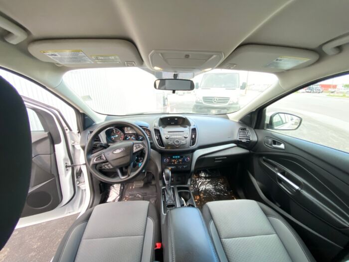 2018 Ford Escape SE SE w/ BACKUP CAMERA / HEATED FRONT SEATS - Image 4