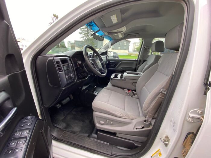 2015 Chevrolet Silverado 1500 Work Truck Crew Cab Standard Box 4-Wheel Drive Work Truck - Image 6