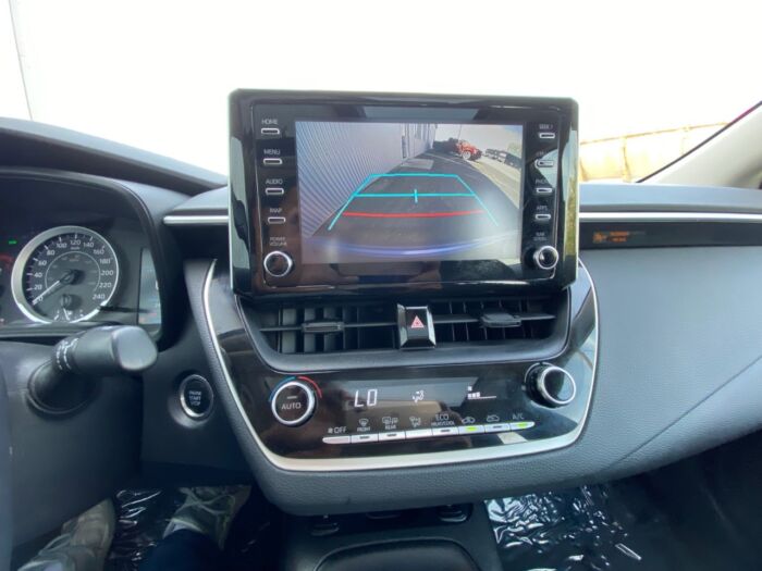 2020 Toyota Corolla LE LE CVT - Image 9