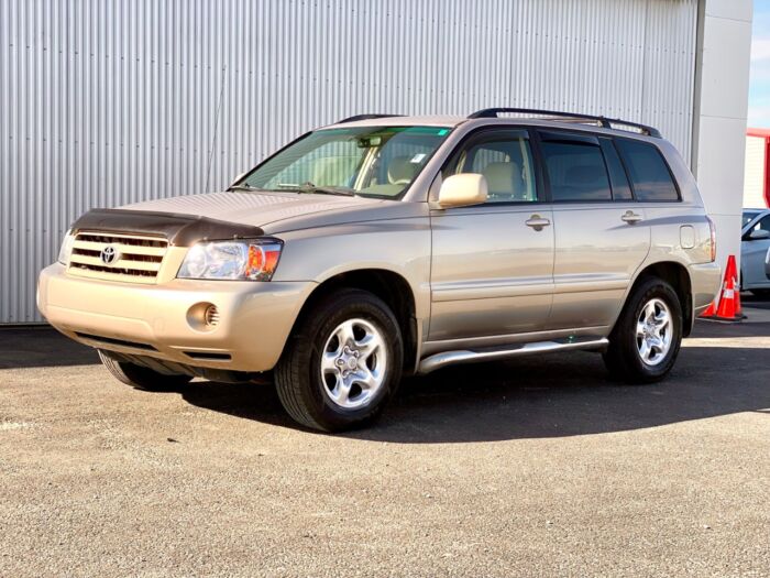 2004 Toyota Highlander 7-Passenger 4dr V6 4WD 7-Passenger - Image 2