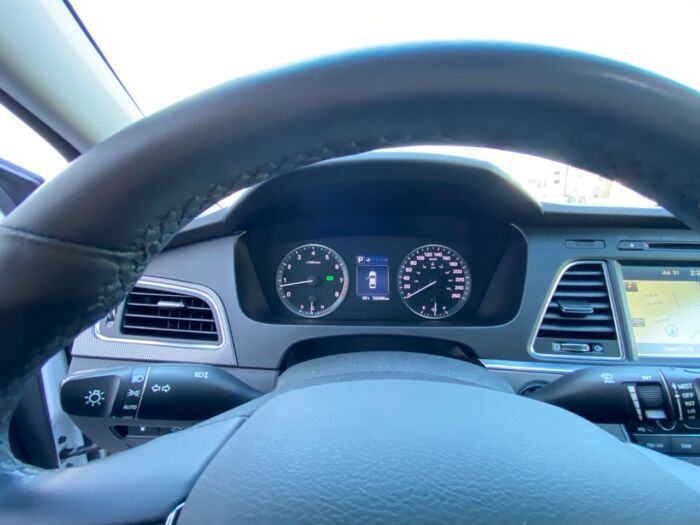 2016 Hyundai Sonata 2.4L Sport Tech 4dr Sdn 2.4L Auto Sport Tech - Image 10