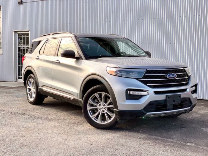 2020 Ford Explorer XLT XLT 4WD - Image 2