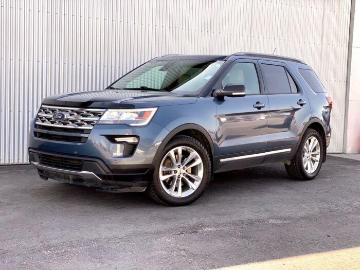 USED 2018 Ford Explorer XLT XLT 4WD Calgary AB T2G 4P2