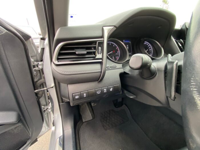 2022 Toyota Camry SE SE Auto W/ BACKUP CAMERA - Image 5