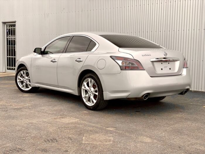 2014 Nissan Maxima 3.5 SV 4dr Sdn CVT 3.5 SV - Image 3