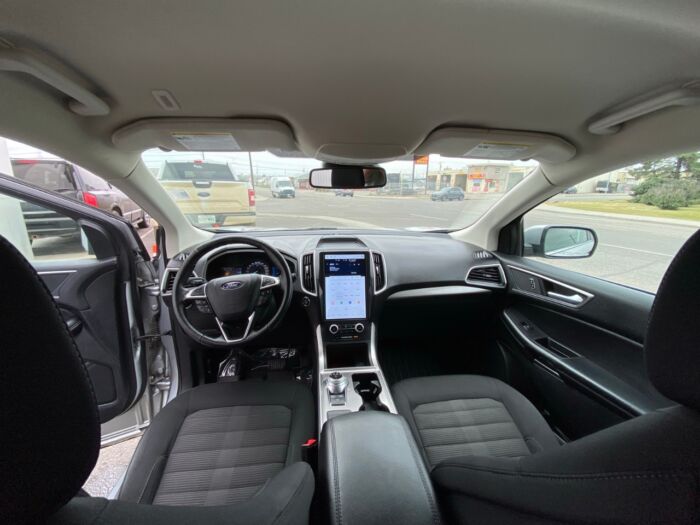 2023 Ford Edge SEL SEL AWD - Image 4