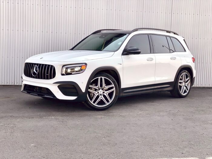 2022 Mercedes-Benz GLB AMG GLB 35 AMG GLB 35 4MATIC SUV - Image 3