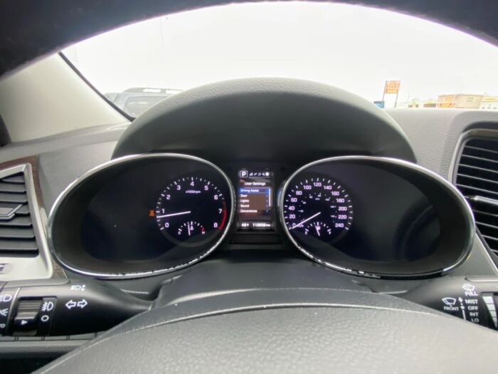2017 Hyundai Santa Fe XL Limited AWD  Limited / 7 PASS / PAN SUNROOF /  LEATHER  /  BACKUP CAM - Image 10