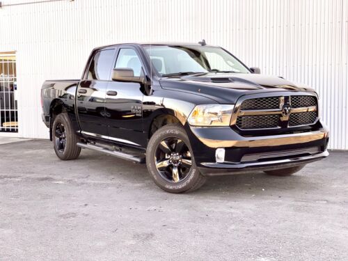 USED 2023 Ram 1500 Classic Express Express 4x4 Crew Cab 5'7" Box Calgary AB T2G 4P2