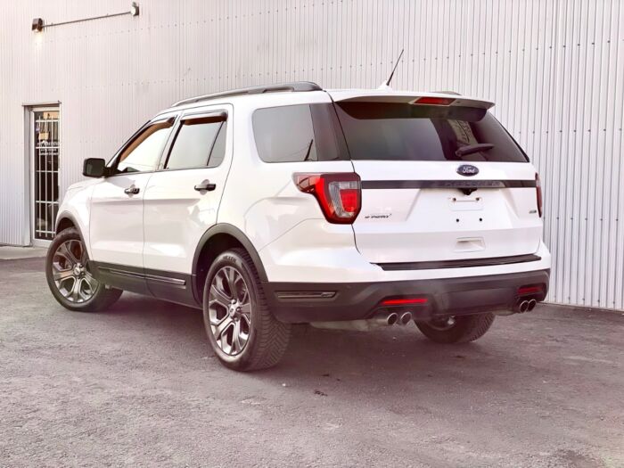 2018 Ford Explorer Sport Sport 4WD - Image 3