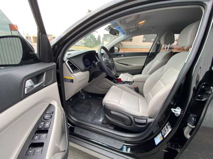 2017 Hyundai Tucson Other AWD 4dr 2.0L - Image 6