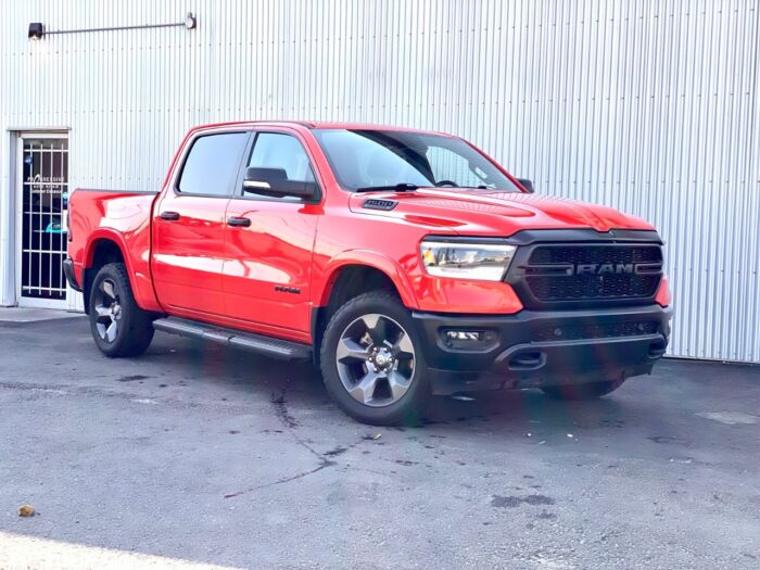 USED 2021 Ram 1500 Big Horn Big Horn 4x4 Crew Cab 5'7" Box Calgary AB T2G 4P2