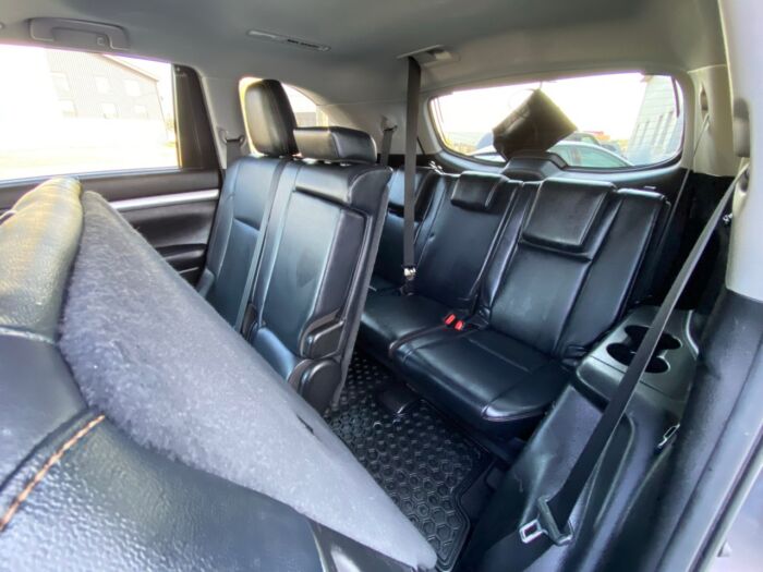 2019 Toyota Highlander XLE AWD XLE - Image 6