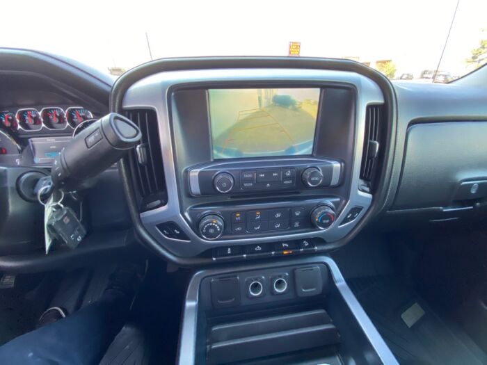 2018 GMC Sierra 1500 SLE 4WD Crew Cab Standard Box SLE - Image 10