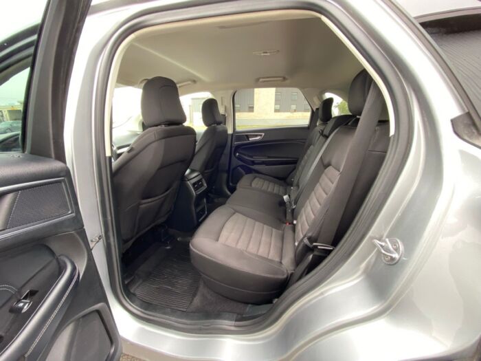 2023 Ford Edge SEL SEL AWD - Image 5
