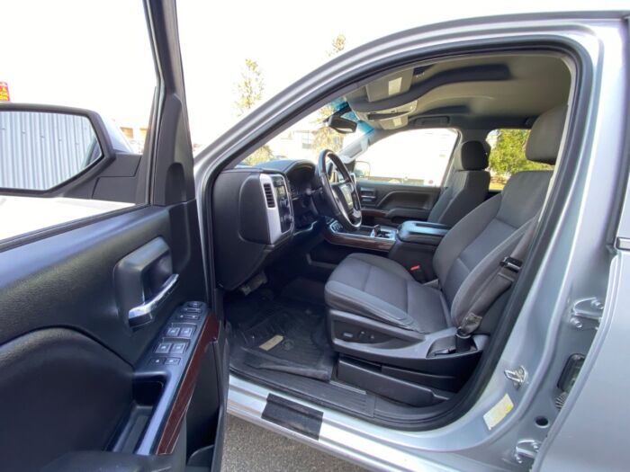 2018 GMC Sierra 1500 SLE 4WD Crew Cab Standard Box SLE - Image 6