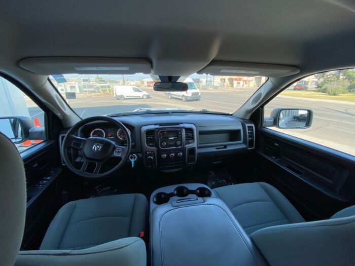 2016 Ram 1500 ST 4WD Quad Cab 6.4 Ft Box ST - Image 4