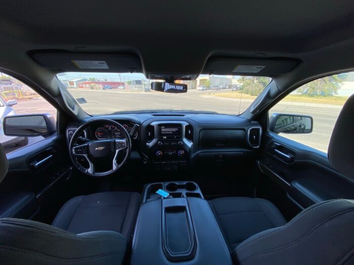 2020 Chevrolet Silverado 1500 LT Crew Cab Standard Box 4-Wheel Drive LT - Image 5