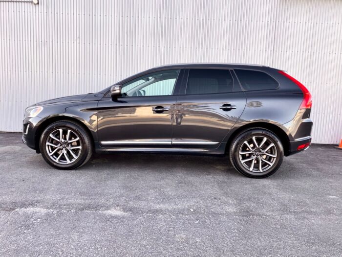 2016 Volvo XC60 T5 Special Edition Premier AWD 5dr T5 Special Edition Premier - Image 3