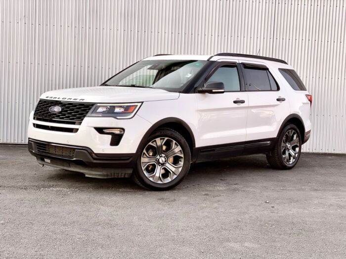 2018 Ford Explorer Sport Sport 4WD - Image 2