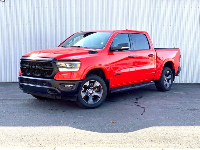 2021 Ram 1500 Big Horn Big Horn 4x4 Crew Cab 5'7" Box - Image 2