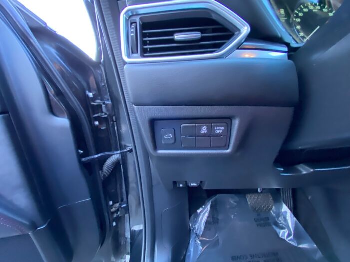 2024 Mazda CX-5 Kuro Kuro AWD - Image 8
