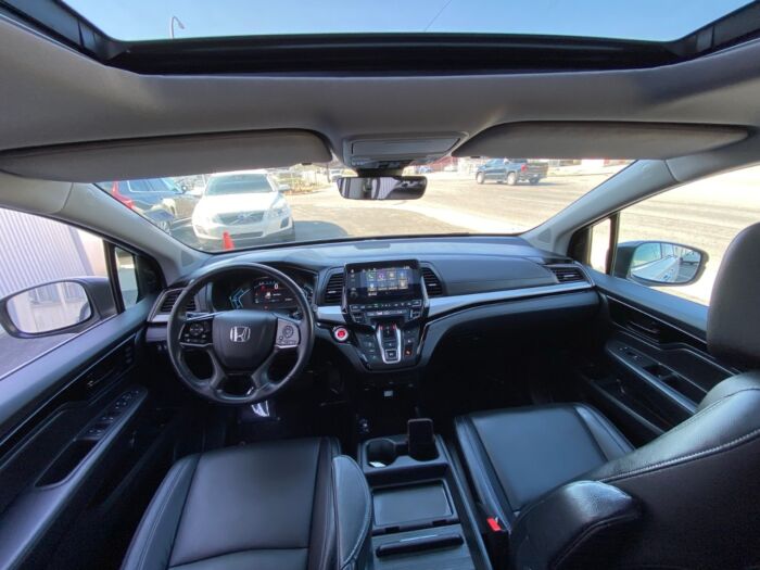2023 Honda Odyssey EX-L EX-L Auto - Image 4