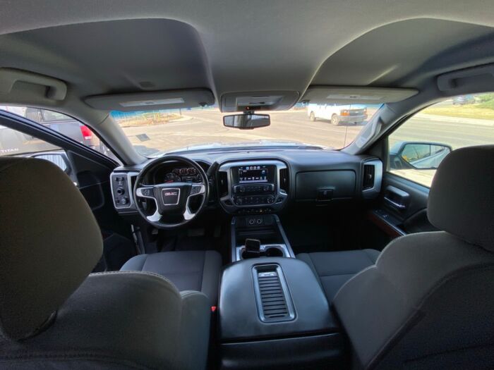 2018 GMC Sierra 1500 SLE 4WD Crew Cab Standard Box SLE - Image 5