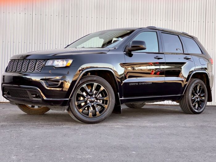 USED 2020 Jeep Grand Cherokee Altitude Altitude 4x4 Calgary AB T2G 4P2