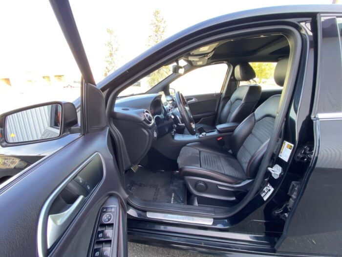 2017 Mercedes-Benz B-Class B 250 Sports Tourer B 250 Sports Tourer 4MATIC - Image 7