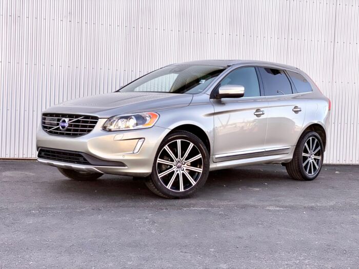 2015 Volvo XC60 T6 Platinum 2015.5 AWD 5dr T6 Platinum - Image 2