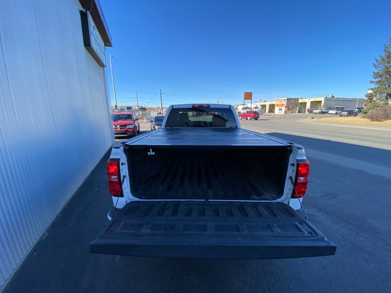 2017 Chevrolet Silverado 1500 Custom Double Cab Standard Box 4-Wheel Drive Custom - Image 8