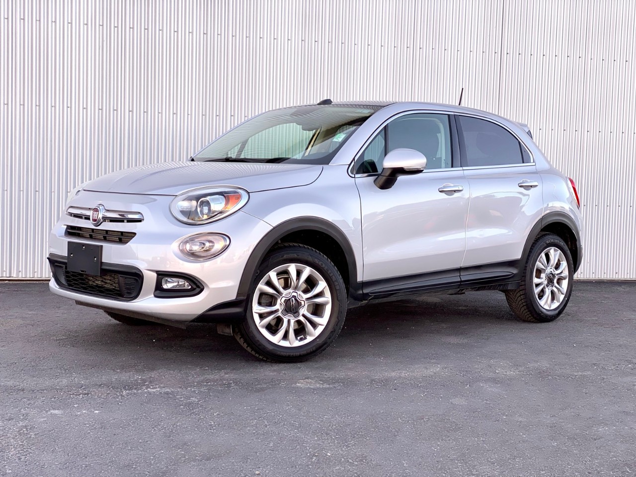USED 2016 FIAT 500X Lounge AWD Lounge / LEATHER / BACKUP CAMERA / SUNROOF Calgary AB T2G 4P2