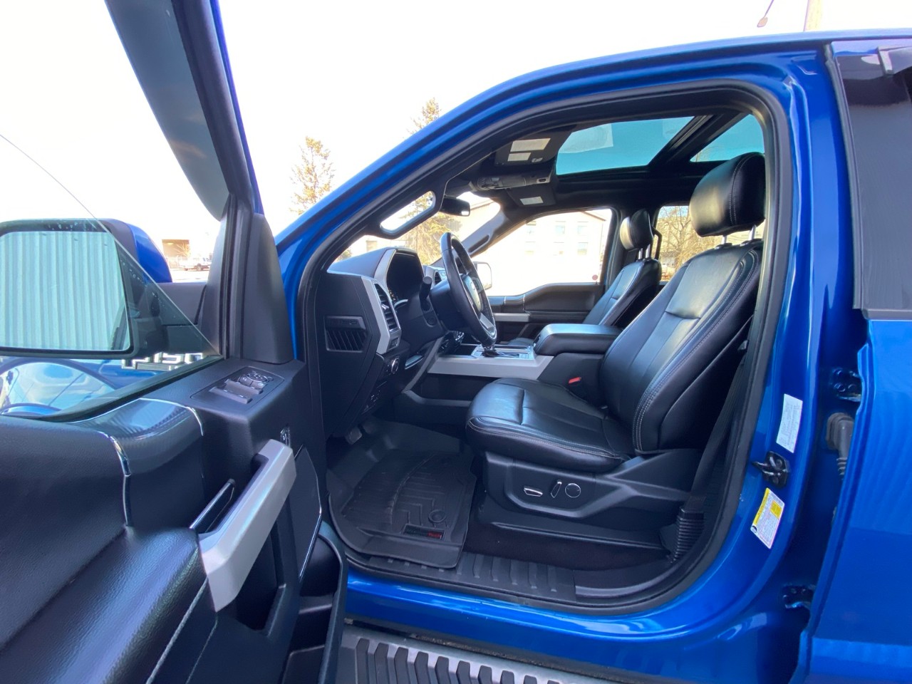 2018 Ford F-150 Lariat LARIAT 4WD SuperCrew 6.5' Box - Image 6