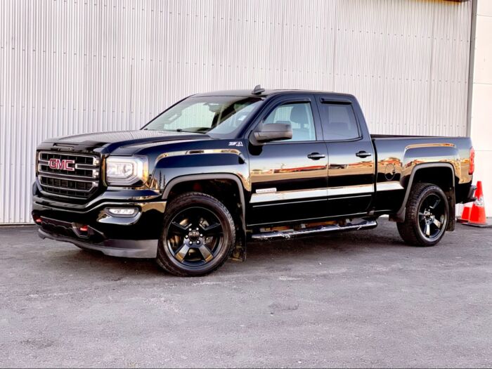 2017 GMC Sierra 1500 SLE 4WD Double Cab Standard Box SLE - Image 2