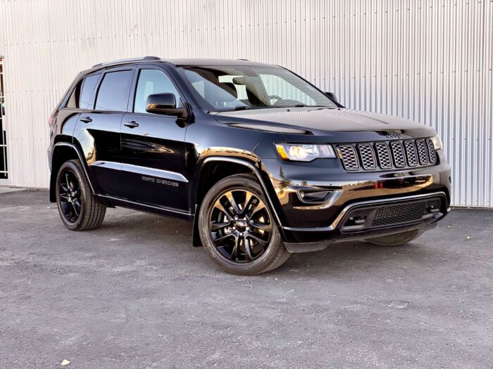 2020 Jeep Grand Cherokee Altitude Altitude 4x4 - Image 2