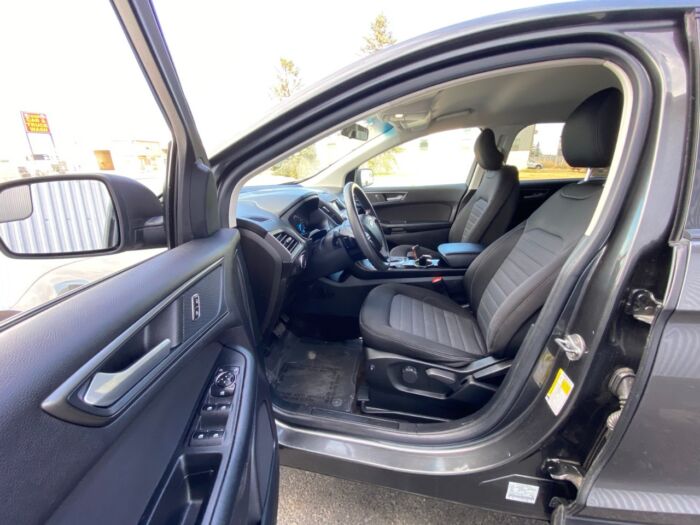 2018 Ford Edge SE SE AWD - Image 8