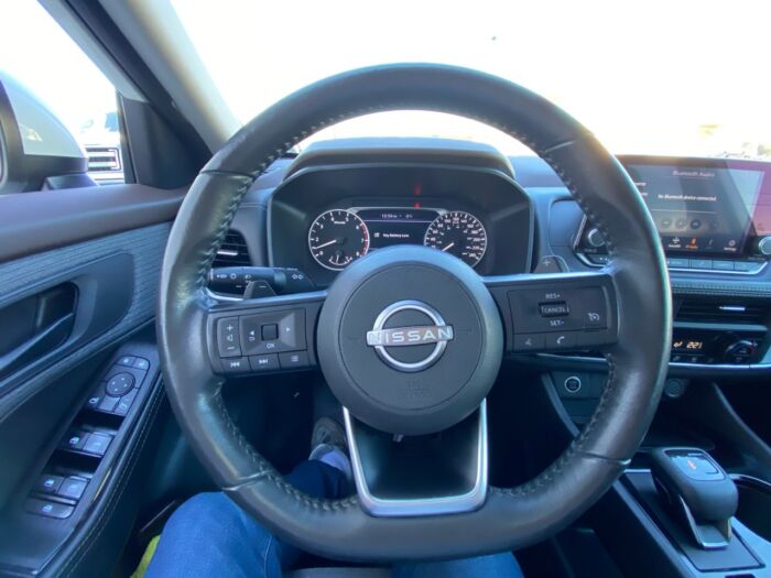 2022 Nissan Rogue S AWD S - Image 9