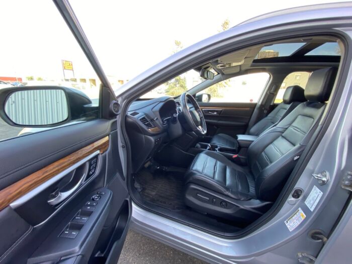 2019 Honda CR-V Touring Touring AWD - Image 8